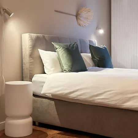 Design - Self-check-in - Maschsee * Hannover